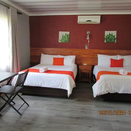 Aloes Lodge Leribe Екстериор снимка