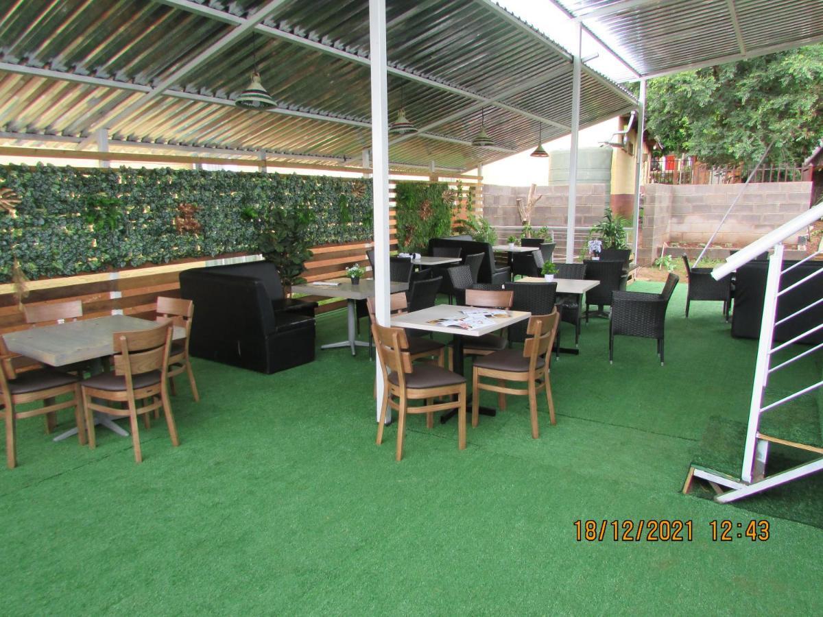 Aloes Lodge Leribe Екстериор снимка