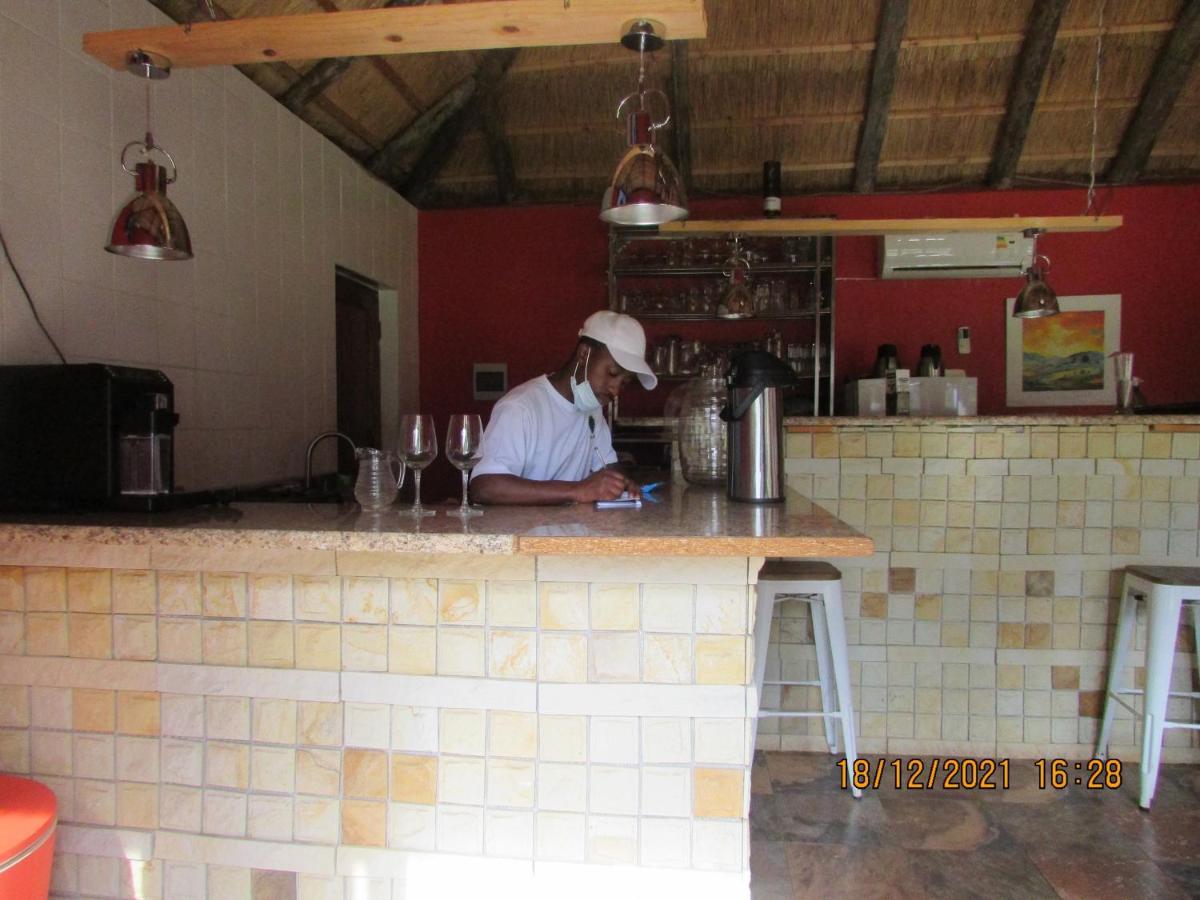 Aloes Lodge Leribe Екстериор снимка