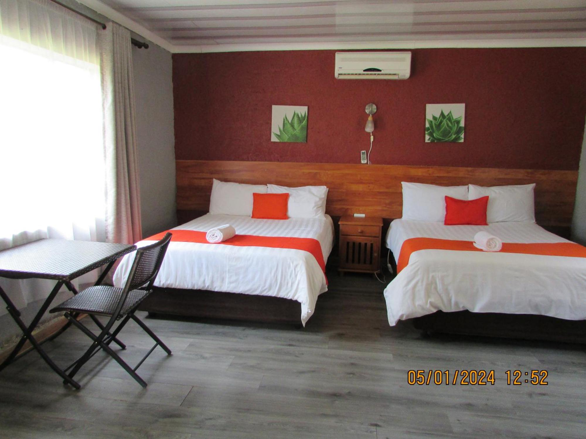 Aloes Lodge Leribe Екстериор снимка