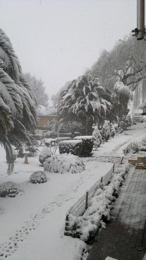 Aloes Lodge Leribe Екстериор снимка