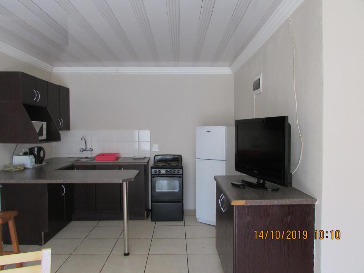 Aloes Lodge Leribe Екстериор снимка
