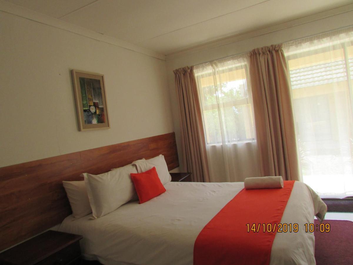 Aloes Lodge Leribe Екстериор снимка